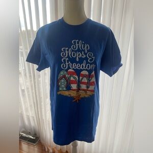 NWOT Flipflops & Freedom T-shirt